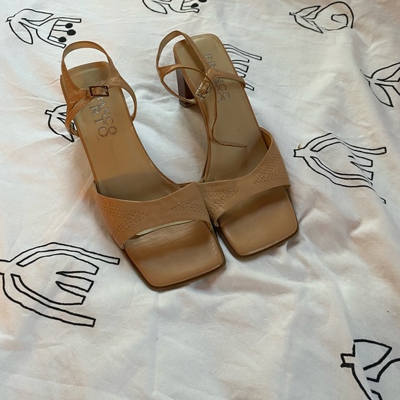 Franco Sarto vintage square toe heels - Picture 7 of 10